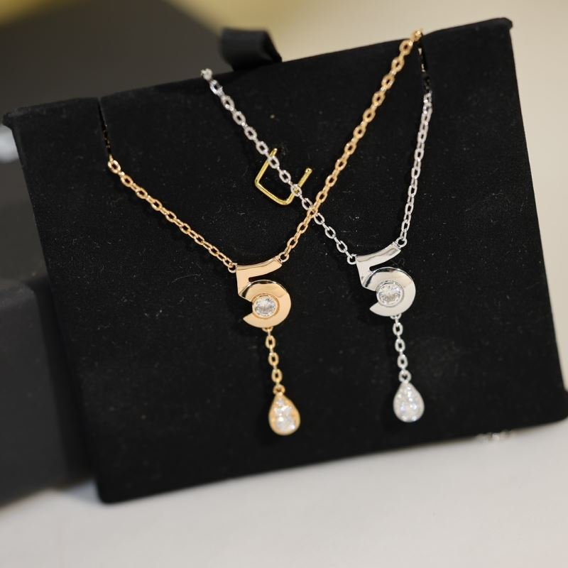 Ch**el necklaces